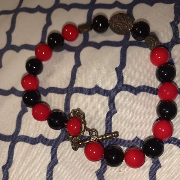 Jewelry - Foreign red and black bracelet